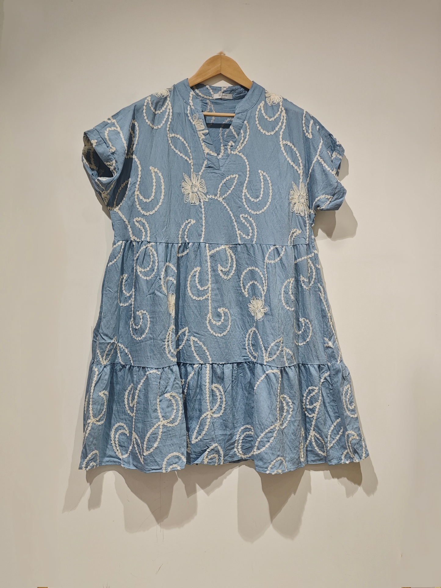 Robe Bohème style Brodée 1850 - L'Élégance Naturelle
