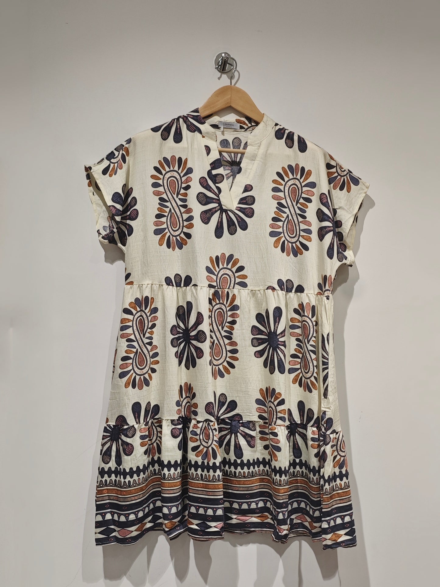 Robe Bohème Chic en Viscose Fluide - L'Échappée 1826