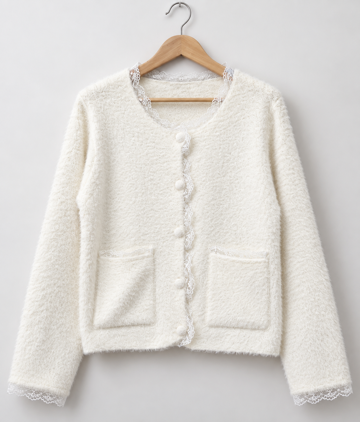 Gilet en maille douce avec détails en dentelle 2603 — visuel 3 — POMELO PARIS