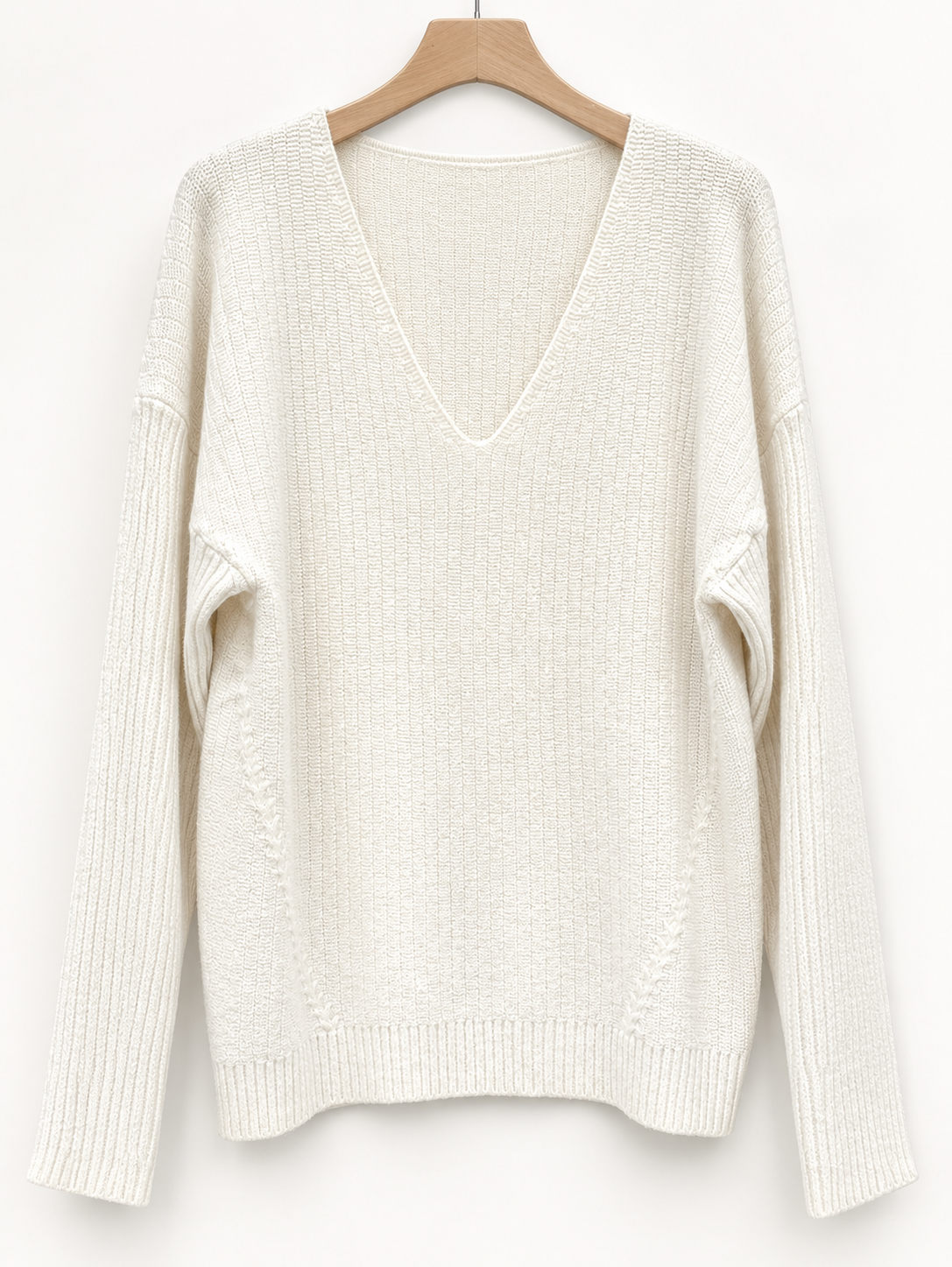 Pull en maille fine lurex à col V - N8003