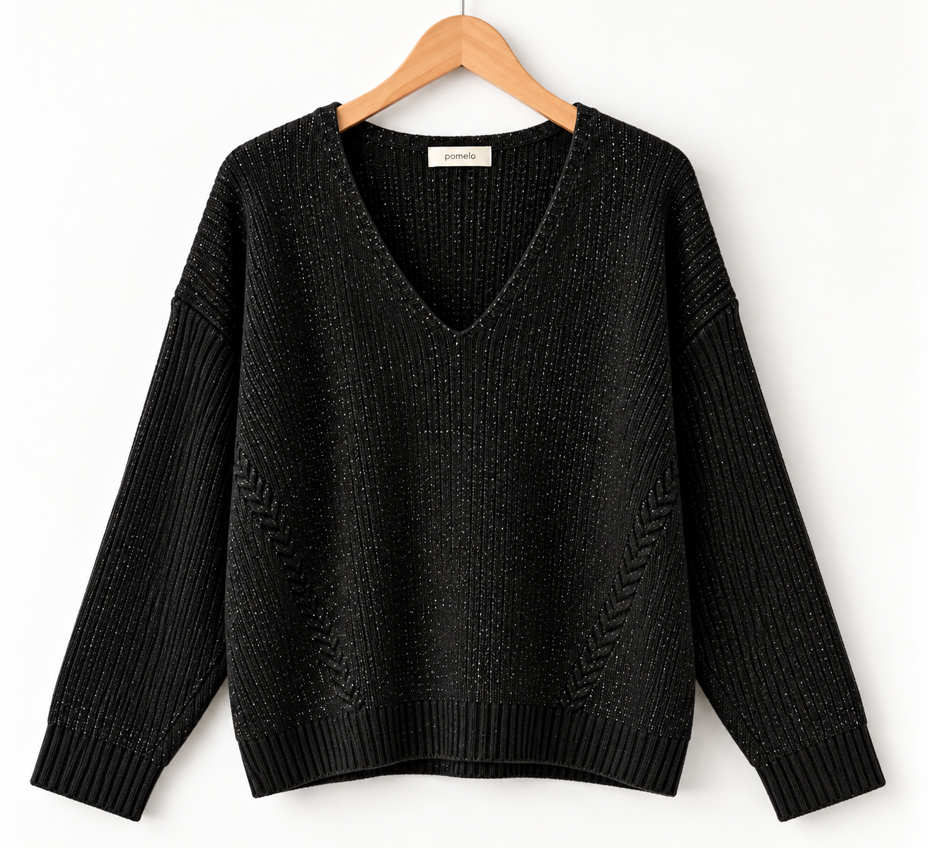 Pull en maille fine lurex à col V - N8003