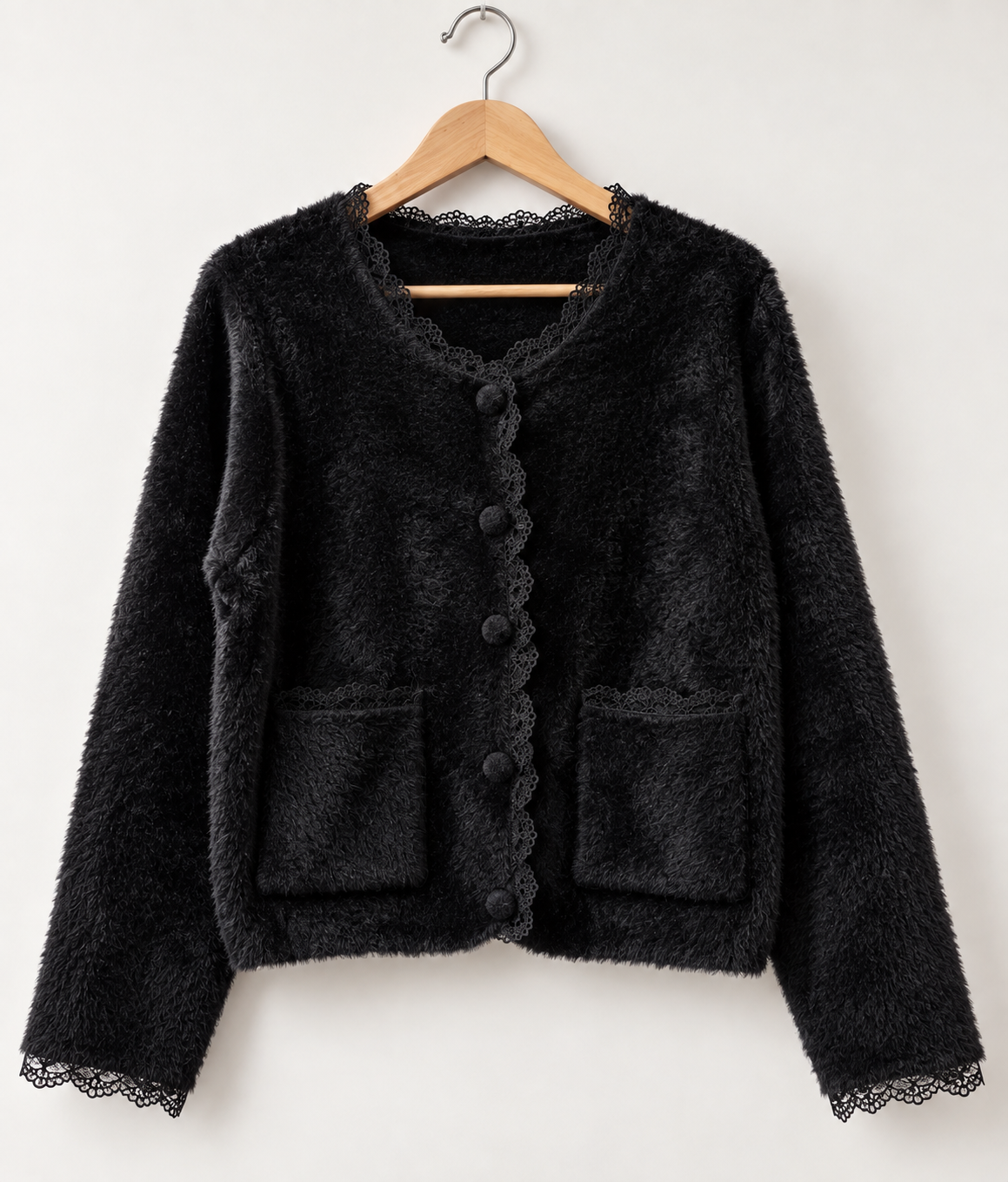 Gilet en maille douce avec détails en dentelle 2603 — visuel 5 — POMELO PARIS