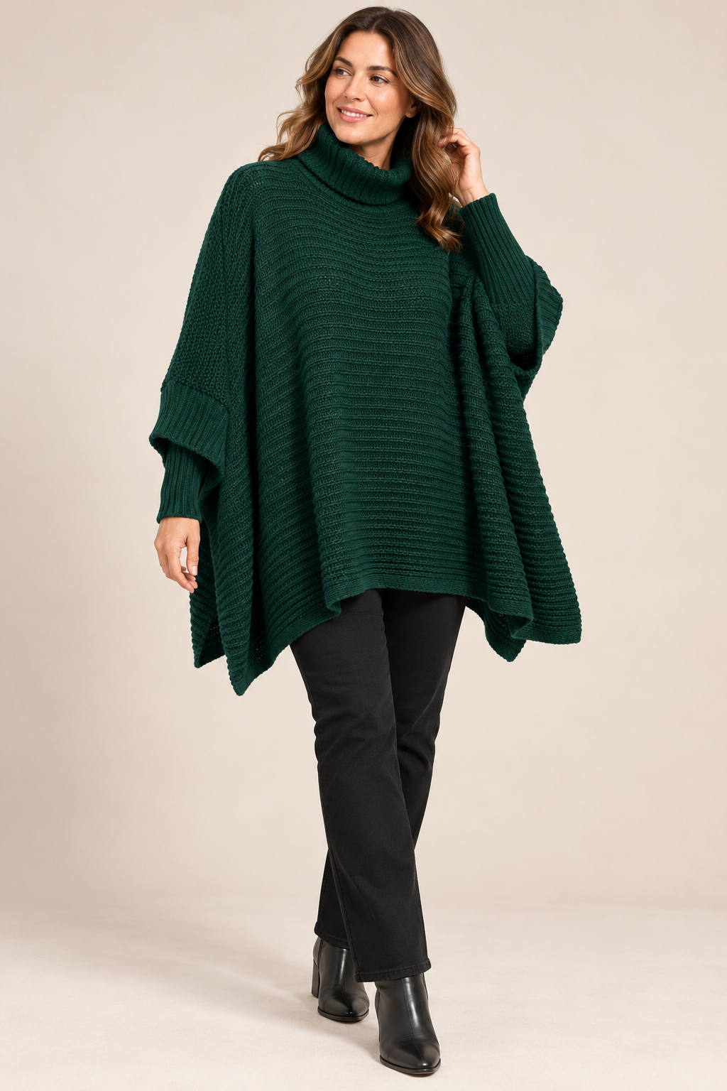 Pull poncho oversize à col roulé – Collection Automne/Hiver